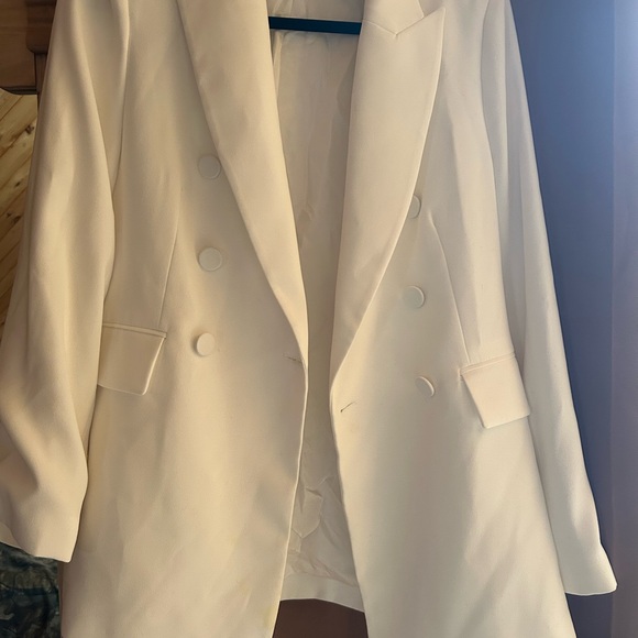 Zara Blazer - Picture 1 of 7